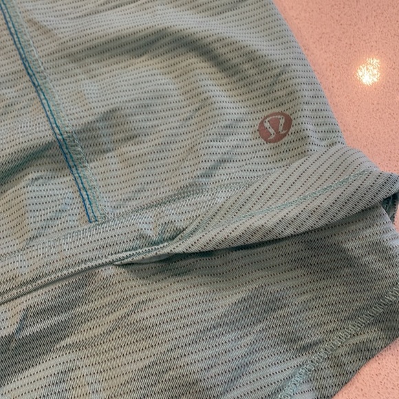 Lululemon loose tank top - Picture 4 of 8
